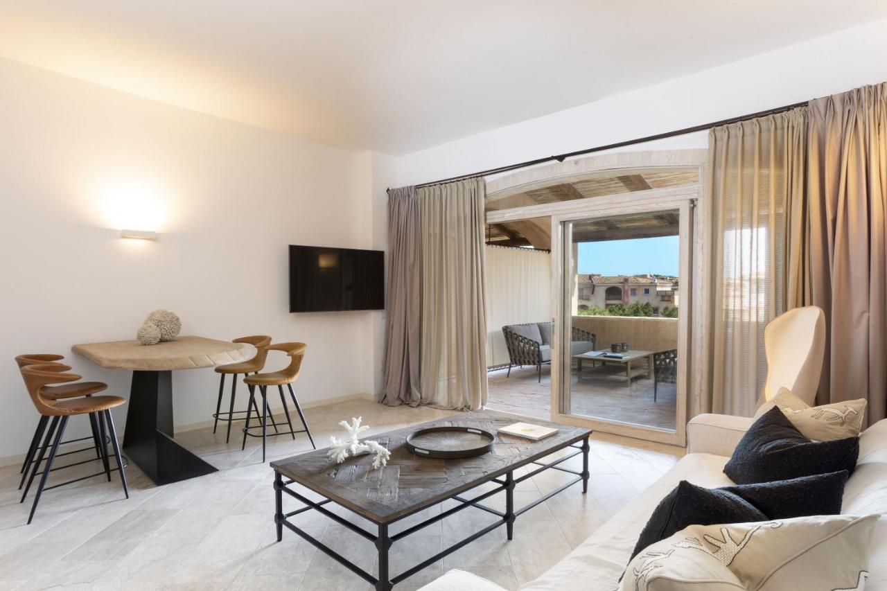 Le Suites Porto Cervo Exteriér fotografie